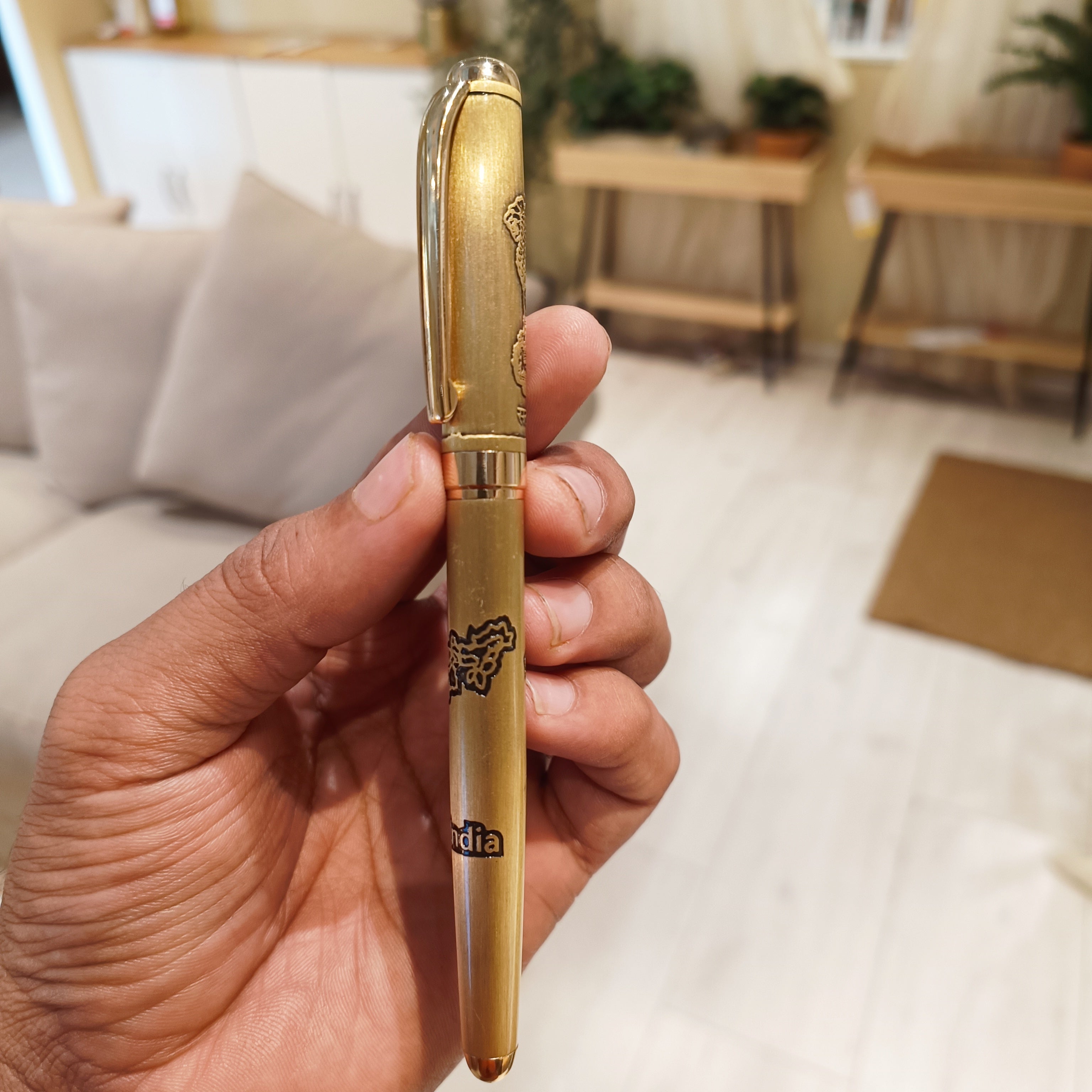 Shourya Golden  Pen