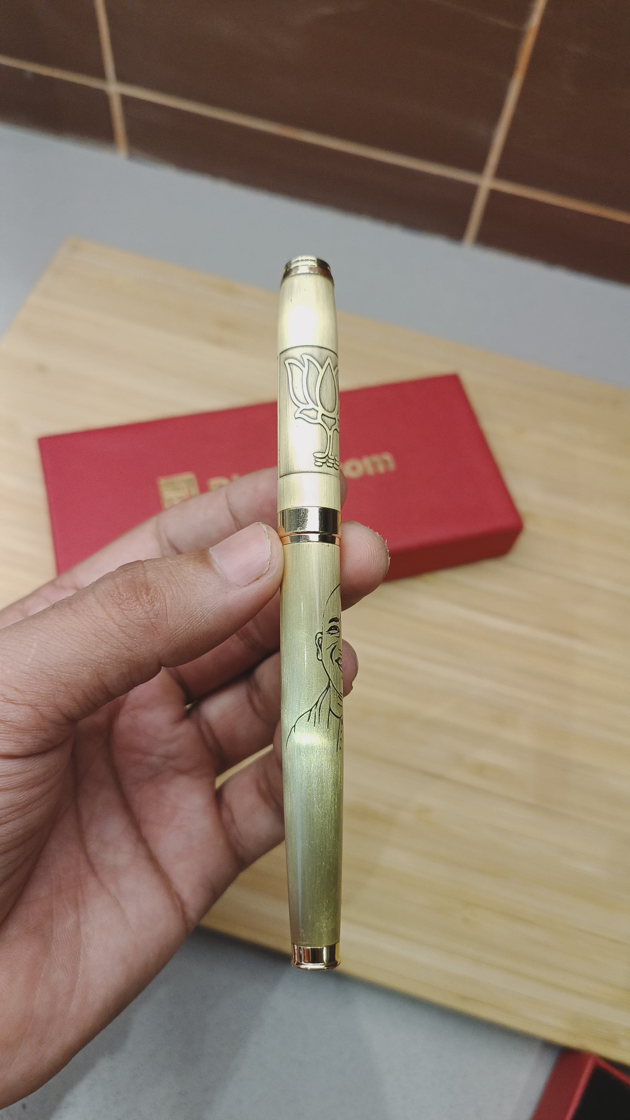 Yogi adityanath Golden Pen