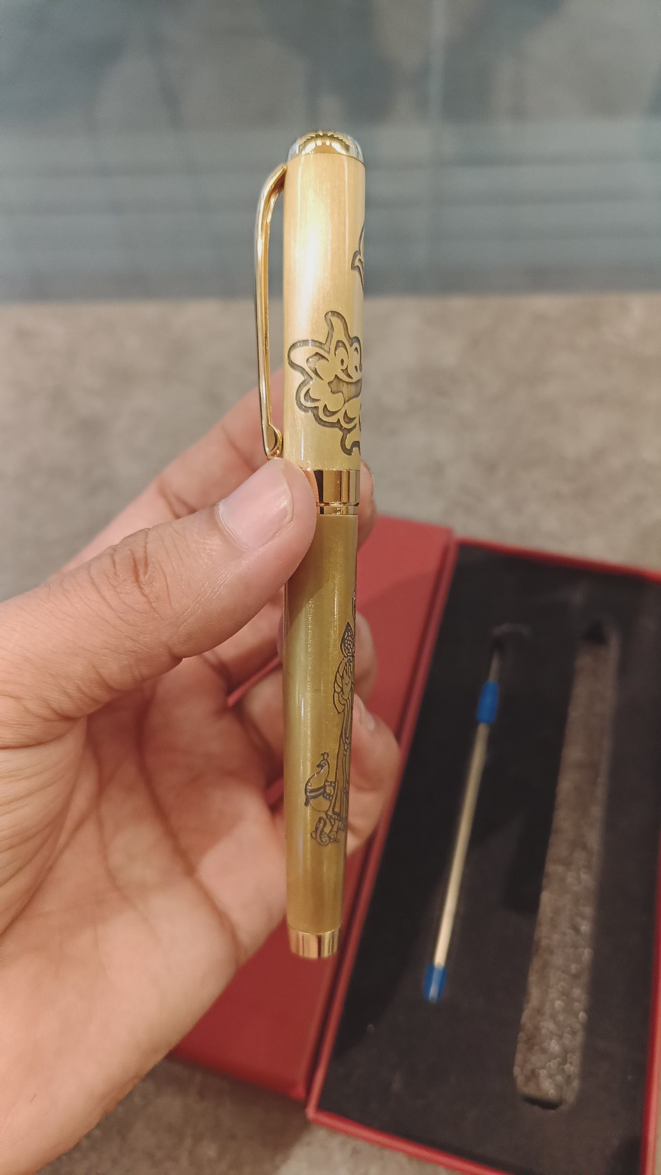 Lord Murgan Golden pen