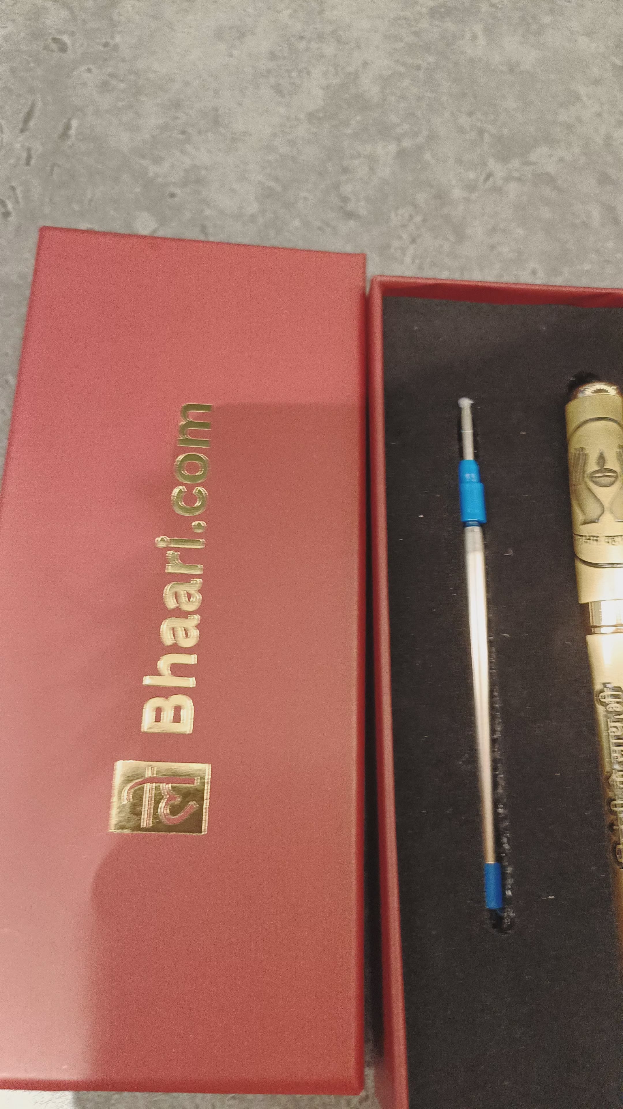 LIC Golden Pen