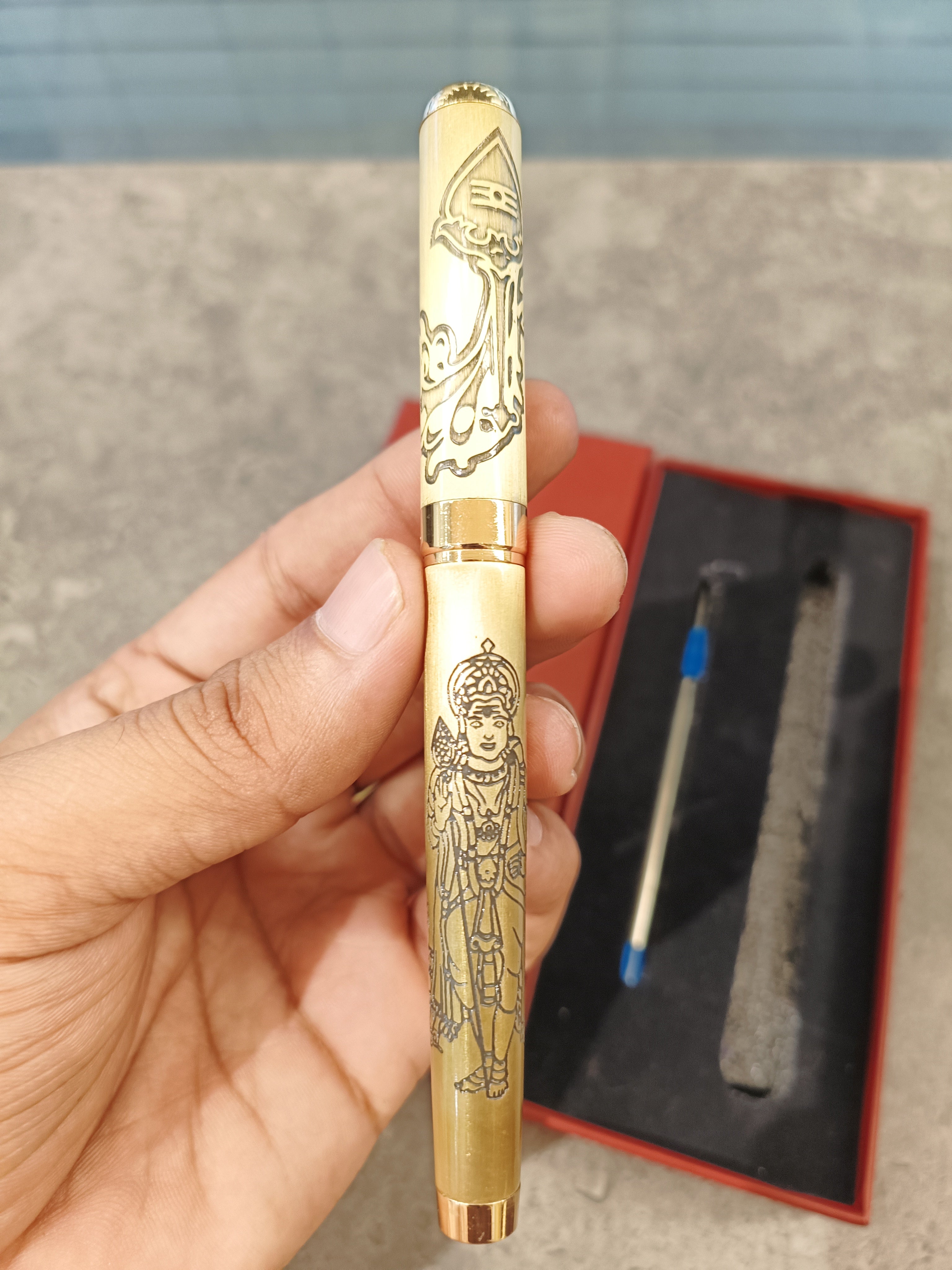 Lord Murgan Golden pen