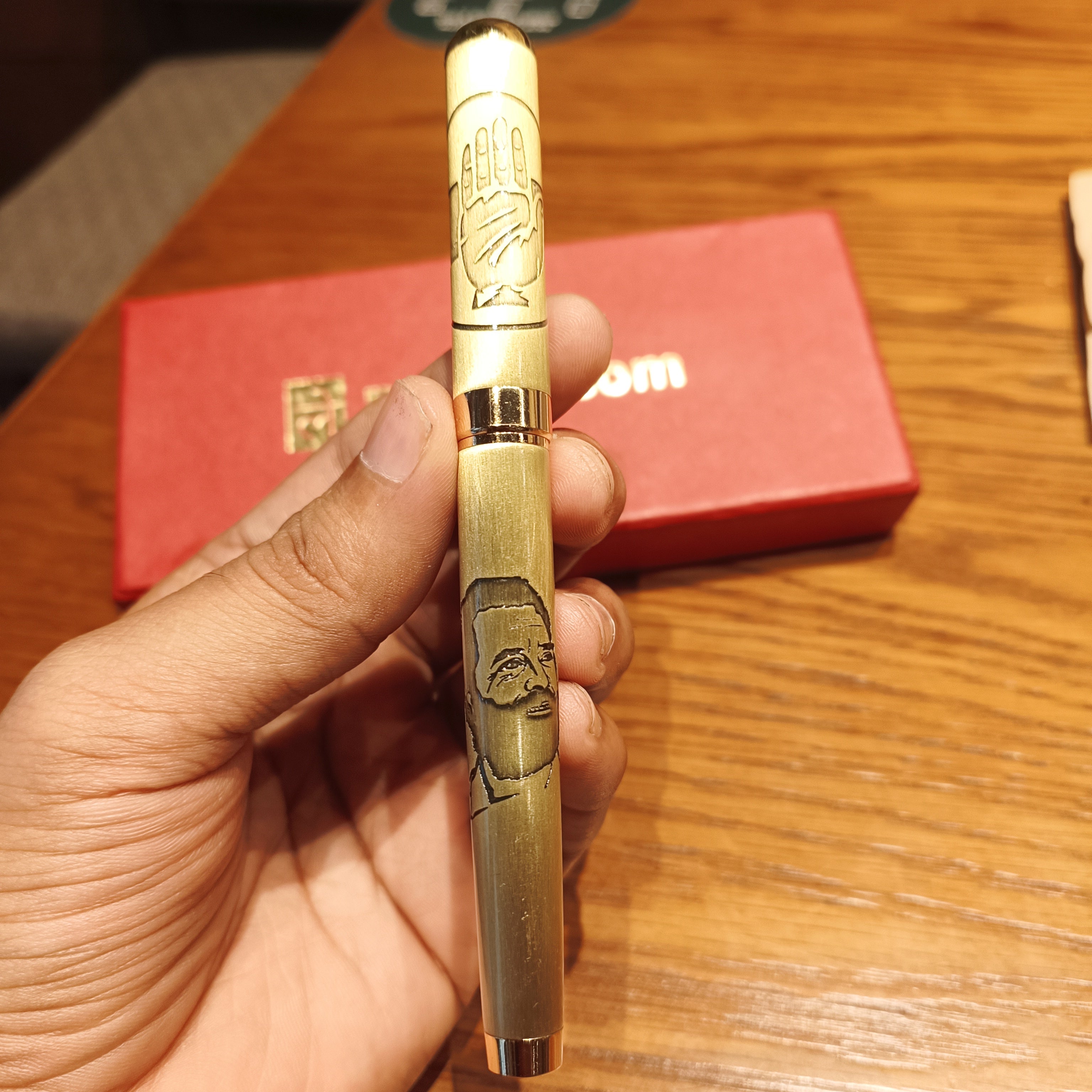 Rahul Gandhi Golden Pen