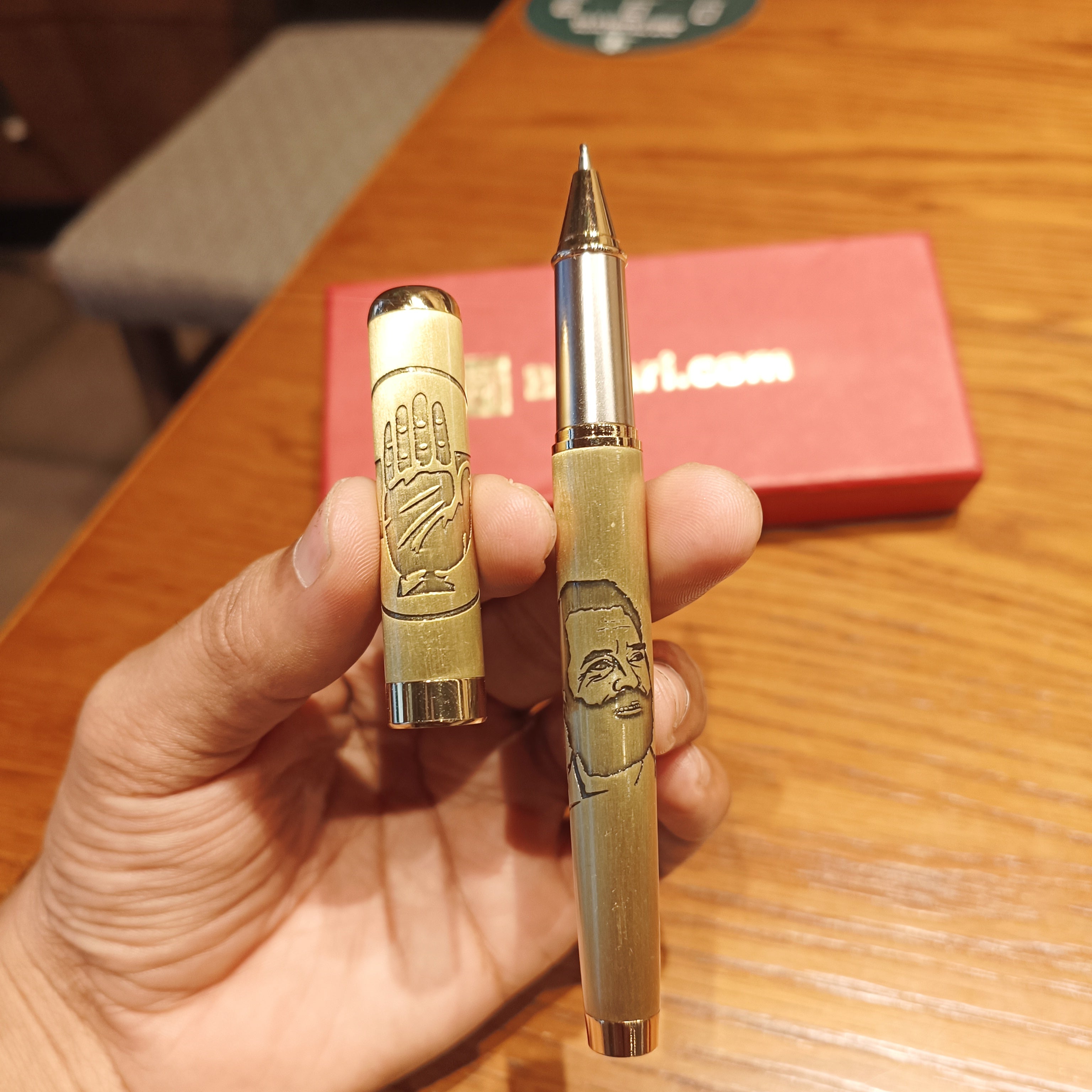 Rahul Gandhi Golden Pen